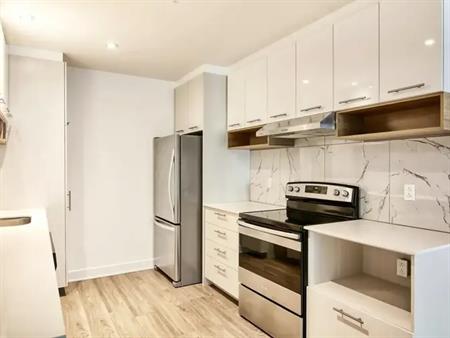 9675 Papineau | 9675 Av. Papineau, Montreal