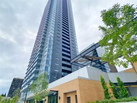Luxury one bed condo fully furnished in the heart of Surrey | 13615 Fraser Highway, Surrey