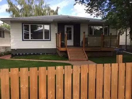 Main Floor SUITE in wonderful Hazeldean! Avail: June 15 | 6511 94 Street Northwest, Edmonton