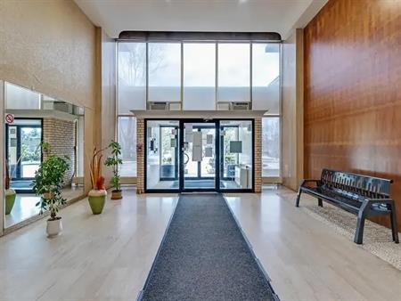 Sunrise Tower Apartments | 1650 Sheppard Avenue East, North York