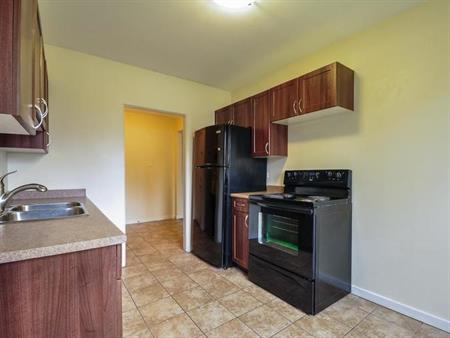 McQueen Manor | 10820 McQueen Rd NW, Edmonton