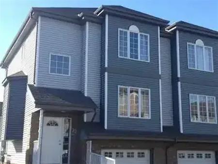 Spacious 2 Bedroom Townhouse with Tandem Garage & Deck! | 5102 30 Avenue, Beaumont