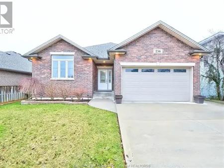 234 St. Pierre STREET | 234 St. Pierre STREET, Tecumseh