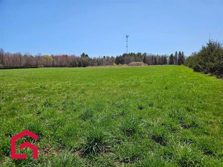Terrain Résidentiel Farnham À Vendre