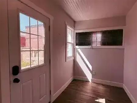 Wonderful Small-Town 1 Bedroom For Rent in Downtown Cannington ON | 29 Cameron Street East, Cannington