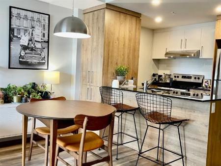Disponible-Limoilou- 3 1/2 libre 1 juillet.Emplacement idéal.