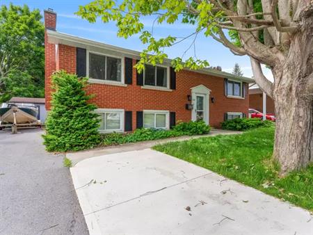 1-109 Braemar Rd., Kingston | Spacious 2-Bedroom Main Floor Apartment in Kingston’s West End | 109 Braemar Road, Kingston