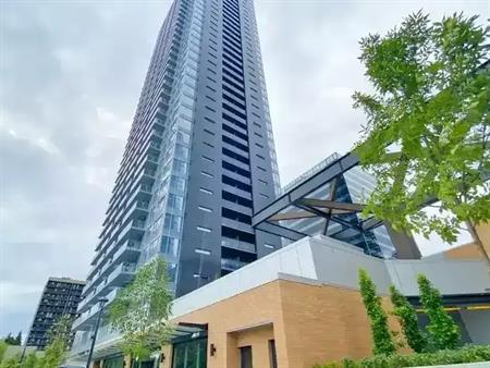Luxury one bed condo fully furnished in the heart of Surrey | 13615 Fraser Highway, Surrey