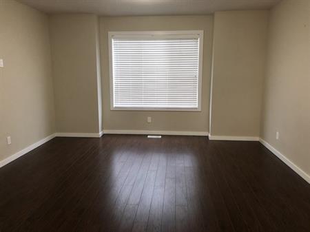 2 Bed + Den North Side Townhouse | 9515 160 Avenue Northwest, Edmonton
