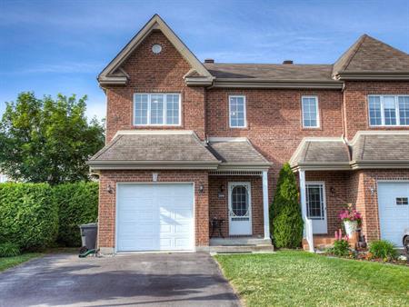 Maison à étages Vaudreuil-Dorion À Louer