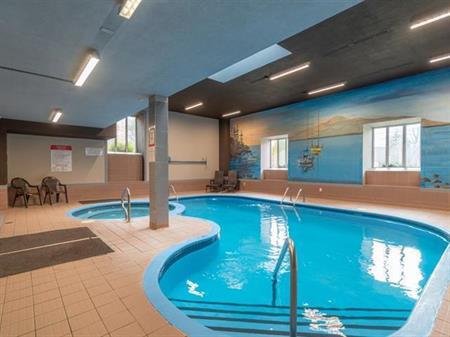 Superbe condo bord de l'eau a MAGOG