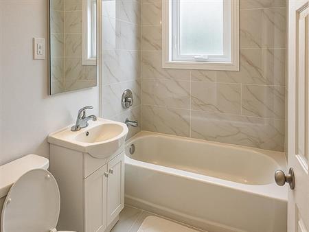 3 1/2 APPARTEMENT À LOYER