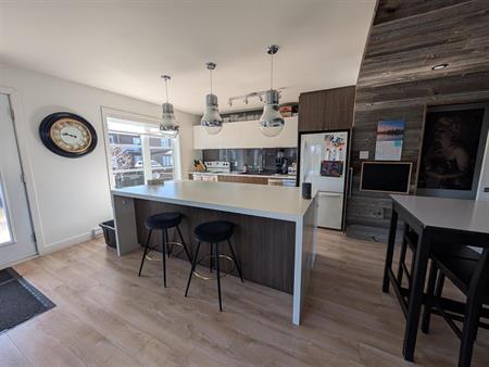 Immeuble 2545-2551 Rue De L'Étoffe Spacieux 5 ½ à Louer – Quartier Paisible