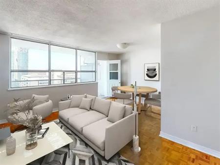 Wellesley-Parliament Square, Toronto | 650 Parliament Street, Toronto