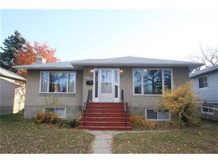 MODERN & SPACIOUS 2 BDRM BSMT in HAZELDEAN | 9719 72 Ave, Edmonton