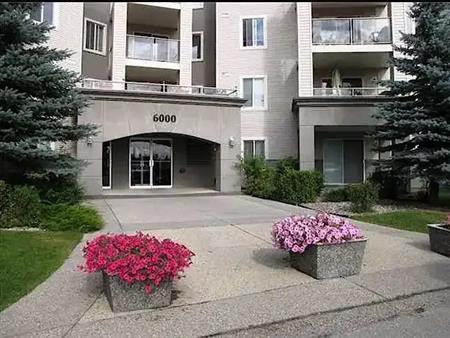 Condo Near Ctrain | 6000 Somervale Court Southwest, Calgary