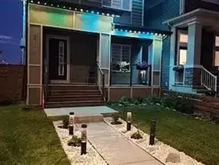 Beautifully Upgraded 3 Bedroom 2.5 Bathroom Corner Lot Home with Dbl Garage & AC | 209 Walcrest Way Southeast, Calgary