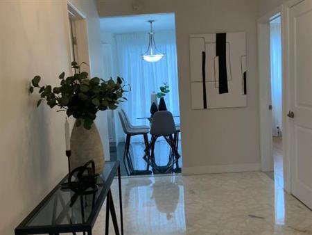 À louer Rez-de-chaussée appartement 6 1/2