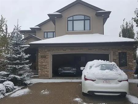 Luxury 5 bd+ 3.5 br Spectacular HOME IN UPPER WINDERMERE | 2511 Warry Bay Southwest, Edmonton