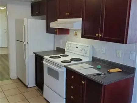 Skymark West I - 35 Kingsbridge #11317 | 35 Kingsbridge Garden Circle, Mississauga