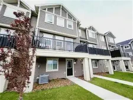 2072 Wonnacott Way SW - #83 | 2072 Wonnacott Way Southwest, Edmonton