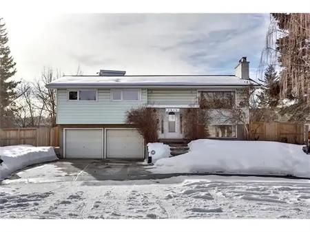 4 bedroom bi-level house | 3615 Vernon Place Northwest, Calgary