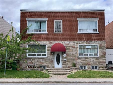 LASALLE - Bronx, 4 ½ Rénové/Renovated, Triplex, À LOUER / FOR RENT
