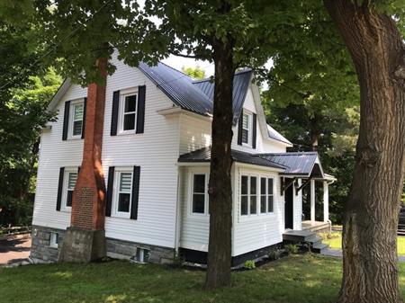 Maison à louer pour le 1 juillet 2025 à Danville