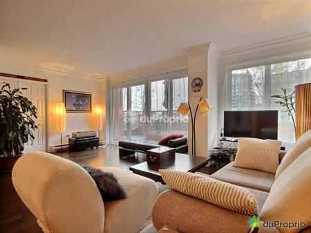 Condo 4 1/2 dans le Vieux-Montréal - Garage intérieur | Terrasse | Jardin intérieur