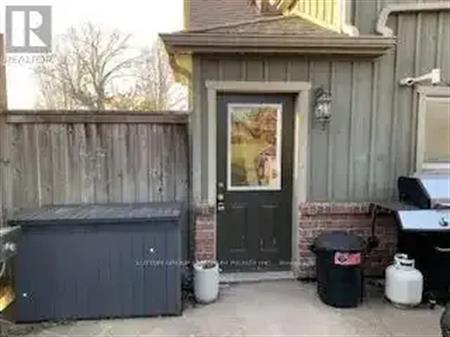 UPPER - 3130 GLEN ROAD | UPPER - 3130 GLEN ROAD, Lincoln