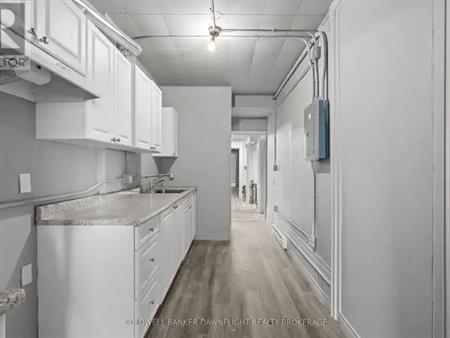 #2 - 382 MAIN STREET S | #2 - 382 MAIN STREET S, South Huron