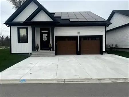2B - 297 WHITING STREET | 2B - 297 WHITING STREET, Ingersoll