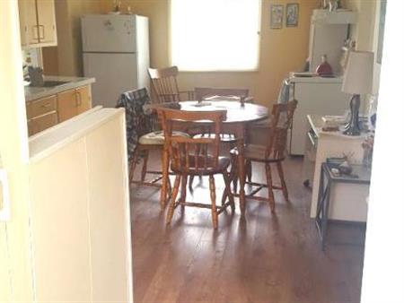4 1/2 Bas de duplex St-Joseph-du-Lac chauffé/éclairé
