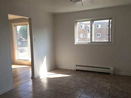 2 CH - 1 SDB - Québec - $1,268 /mo