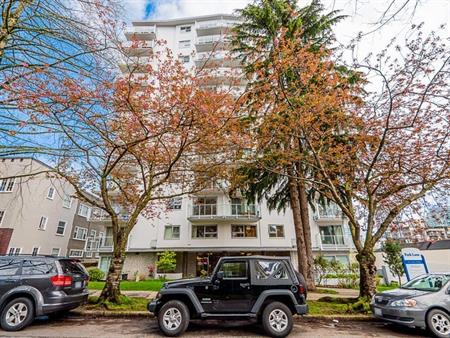 Spacious south west facing corner 1 bedroom suite West of Denman | 1825 Haro Street, Vancouver