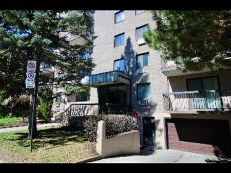 Condo 4 1/2 a louer-1 juillet--secteur recherché-Ahuntsic-Nouveau Bordeau