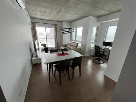 4 1/2 - 2 chambres 1 salle de bain - condo à louer + garage + électros - unité de coin - St-Léonard