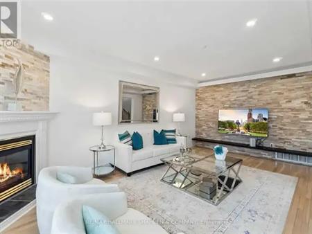 MAIN - 355 CARRUTHERS AVENUE | MAIN - 355 CARRUTHERS AVENUE, Newmarket