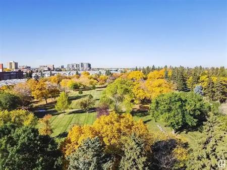 Executive Top Floor Condo Unit | 433 - 10531 117 Street Northwest, Edmonton