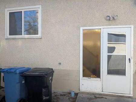 room rent | 4008 37 Street Northwest, Calgary