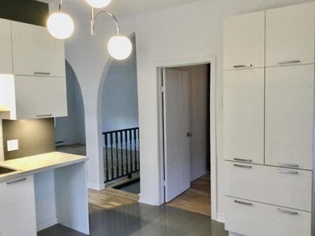 6 1/2 - Montréal (Hochelaga / Maisonneuve) - 2 325 $/mois