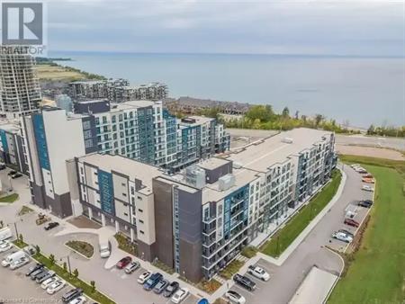 16 CONCORD Place Unit# 325 | 16 CONCORD Place Unit# 325, Grimsby