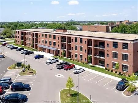 3160 MEADOWBROOK LANE Unit# 316 | 3160 MEADOWBROOK LANE Unit# 316, Windsor