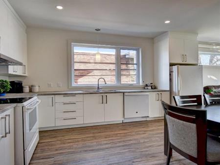Appartement 4 1/2 à louer au rdc et au 3e étage à Saint-Hyacinthe