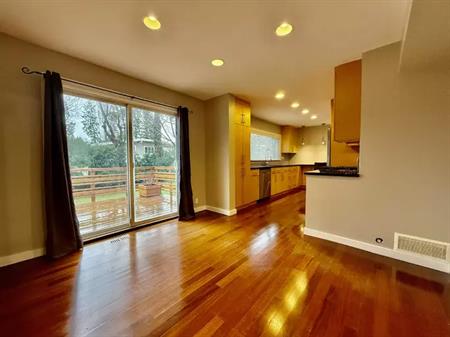 Five Bedroom Plus Den, Two-And-A-Half Bathroom, House for Rent - Long Term Rental | 5298 Belair Drive, Delta