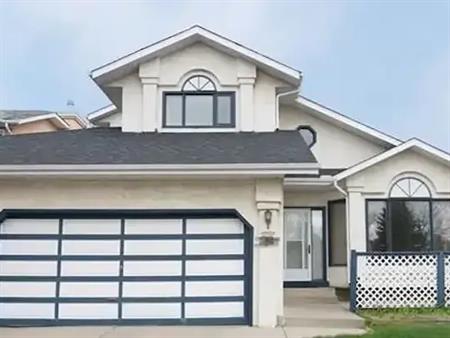 4 Room  and 3 bathroom in main floor | Calgary