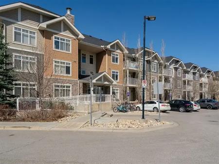 cozy 2 bed 2 bath, underground heated parking and great view | 5205 - 155 Skyview Ranch Way, Calgary