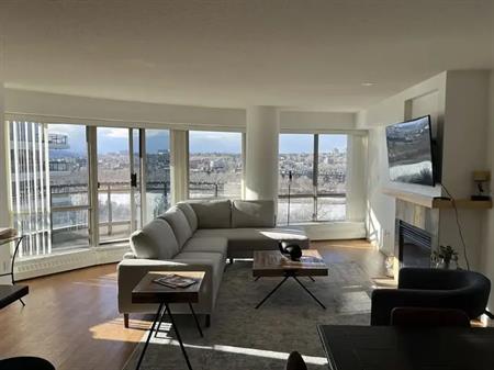 Spacious luxury living with views of the Bow river and steps from the pathways | 1104 - 1078 6th Avenue Southwest, Calgary