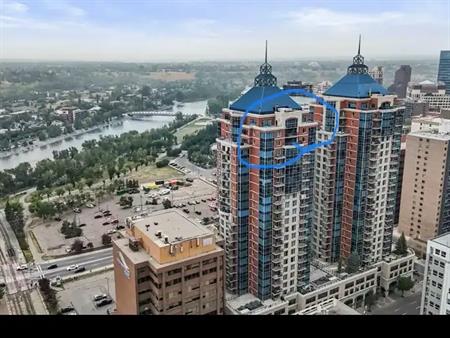 Penthouse with stunning Mountain, River and City views! | 2702 - 920 5th Ave SW, Calgary, Alberta, T2P 5P6, Calgary