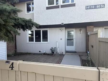 Cozy 3 bedrooms townhouse for rent | 4 - 14110 80 Street Northwest, Edmonton